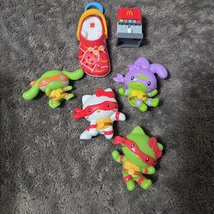 McDonald's Happy Meal Ninja Turtle Hello Kitty Mini Croc & Soda Machine Toys Set